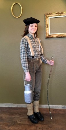 Costumes Amis du Vieux Seynod petit montagnard